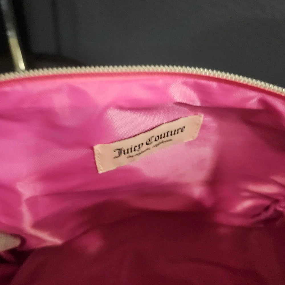 New Juicy Couture Large Pink Crown/Hearts Cosmetic Bag 1 Bottle Incl Gol…